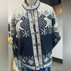 Vintage skjaeveland blue and white wool Nordic ski sweater